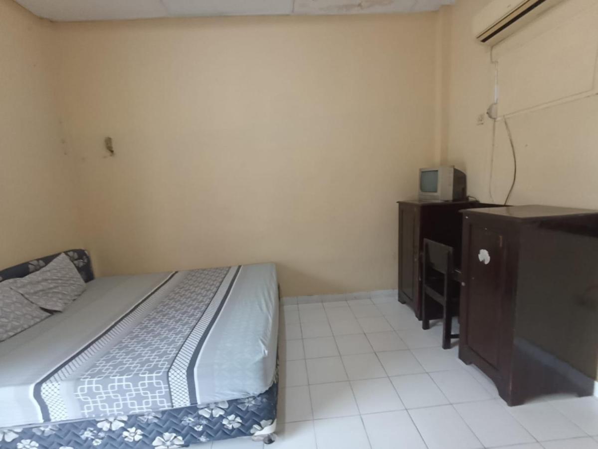 Hotel Redante 1 Baturaja  エクステリア 写真