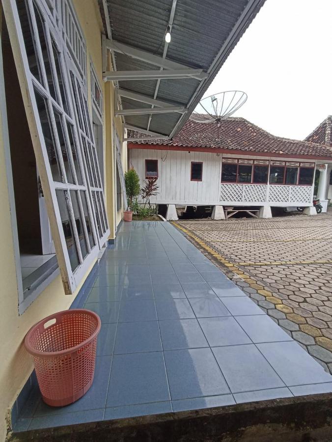 Hotel Redante 1 Baturaja  エクステリア 写真